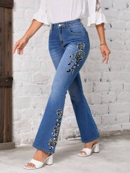 Women's Floral Embroidered Stretch Flared Jeans