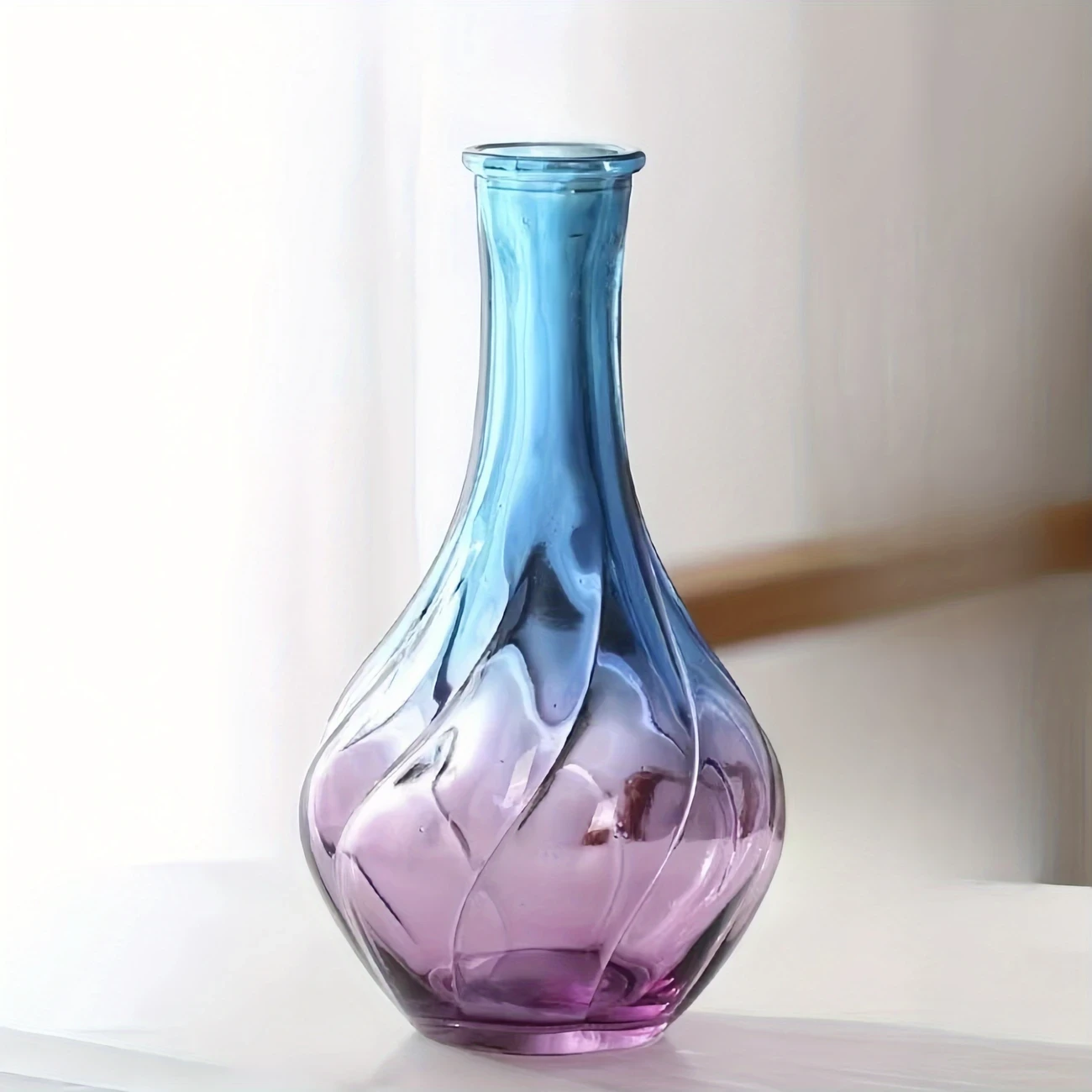 Vintage-Inspired Glass Vase for Dried & Hydroponic Flowers – Perfect for Living Room Decor, No Battery Needed