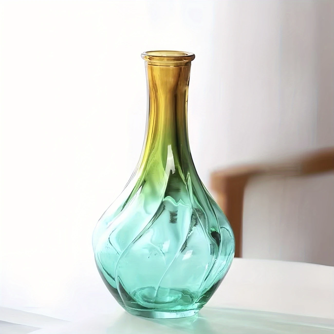 Vintage-Inspired Glass Vase for Dried & Hydroponic Flowers – Perfect for Living Room Decor, No Battery Needed
