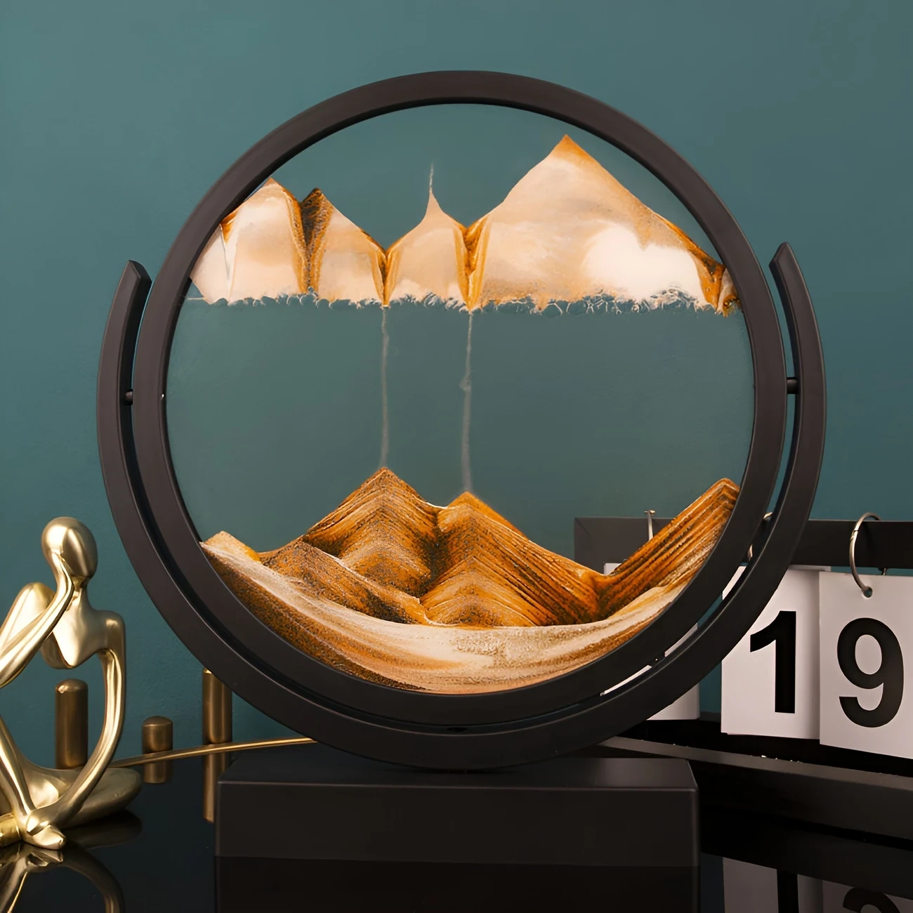 Dynamic 3D Sand Art Centerpiece – Glass & Plastic, Ideal for Home & Office Decor, Perfect for Father’s Day, Mother’s Day, Weddings, and Holidays