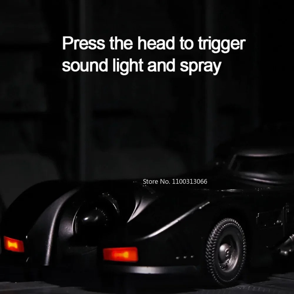 1/24 1989 Batmobile Alloy Car Model – Metal Diecast Simulation Vehicle with Light and Sound