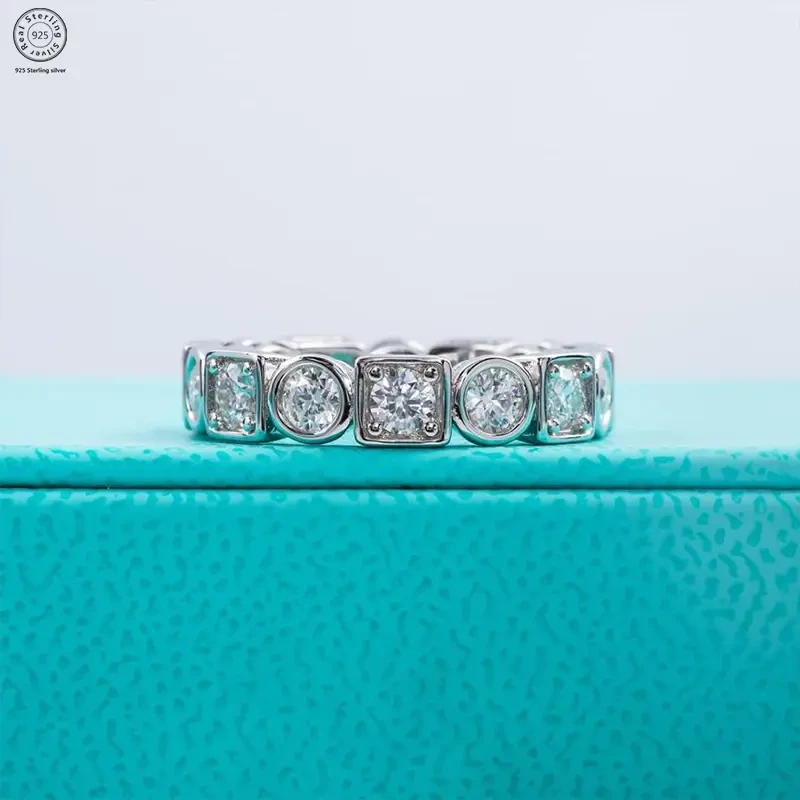 Elegant S925 Silver Ring with Multi-Faceted Cubic Zirconia – Timeless Square and Round Design for Women, Perfect for Engagements, Weddings, and Special Occasions