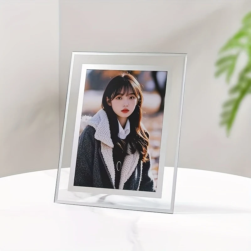 Elegant 5-Inch Crystal Glass Photo Frame – A Sophisticated Display for Your Cherished Memories