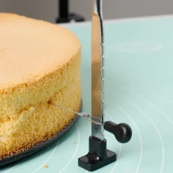 1pc DIY Cake Layering Tool for The Kitchen – Stainless Steel Cake Leveling Tool, Adjustable Cake Slicer with Handle