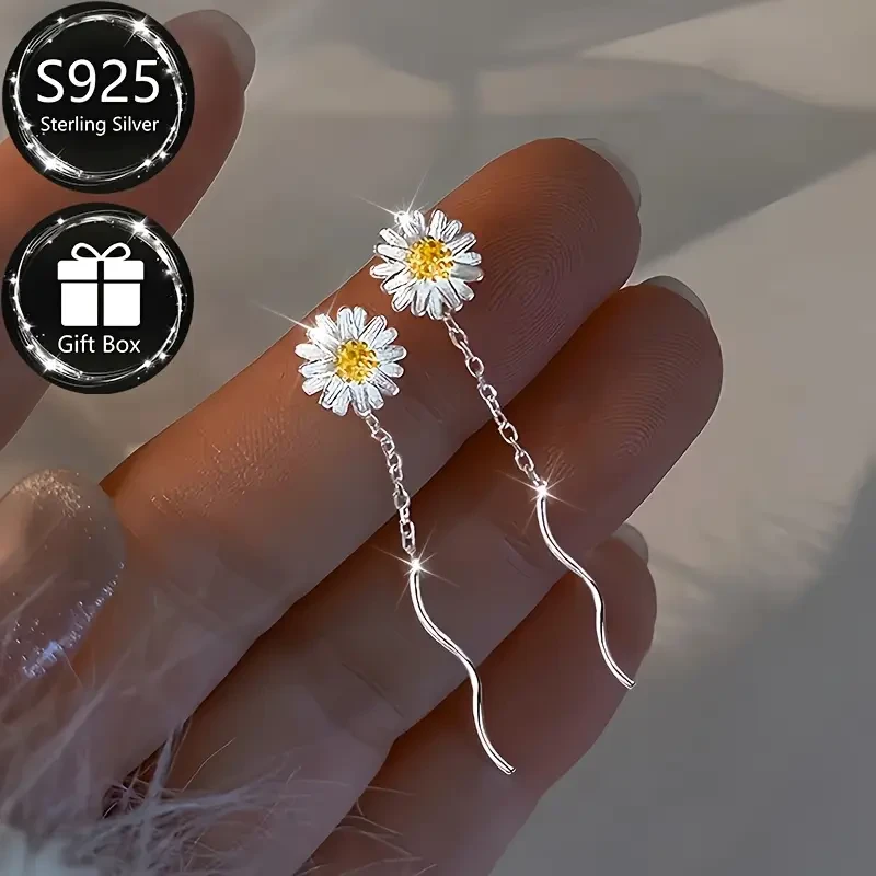 1 Pair of S925 Sterling Silver Fashion Women’s Dangling Earrings – Elegant Daisy Line Tassel Design for Everyday and Special Occasions