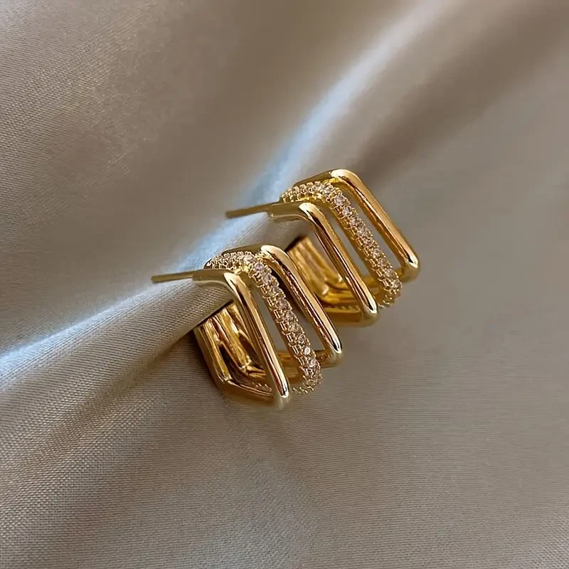 Luxurious Women’s Golden Geometric Hoop Earrings with Sparkling Rhinestones – Vintage Bohemian Style, Stainless Steel Posts, Perfect Gift for Special Occasions, Novelty Earrings