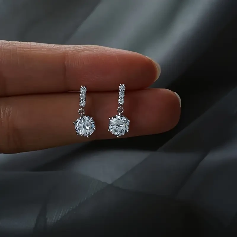 Elegant and Refined Zirconia Earrings – Stylish Pendant Earrings, Delicate and Elegant Ear Studs