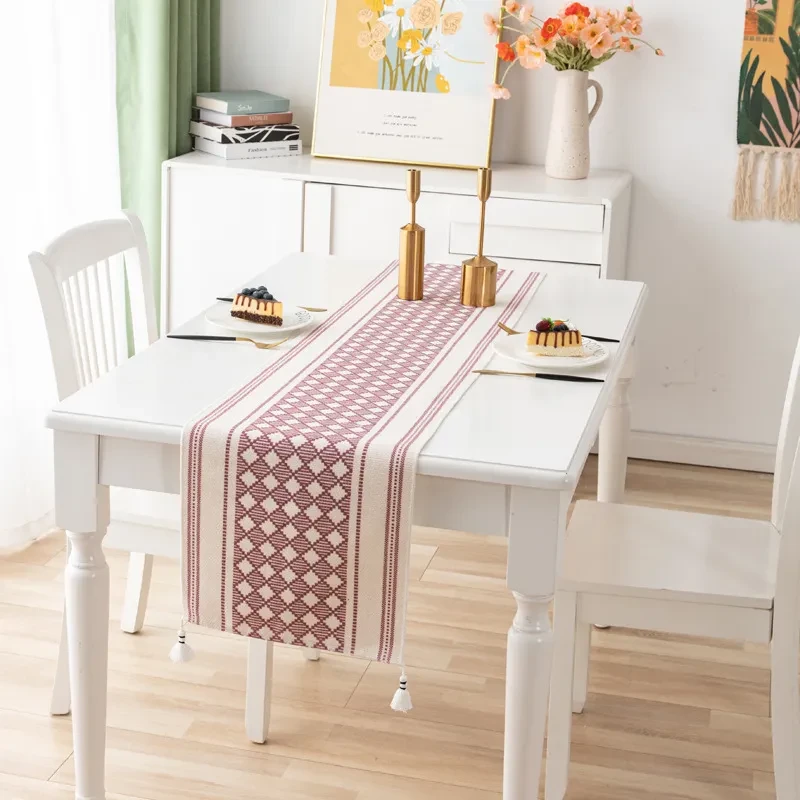 Blush Lace Table Runner