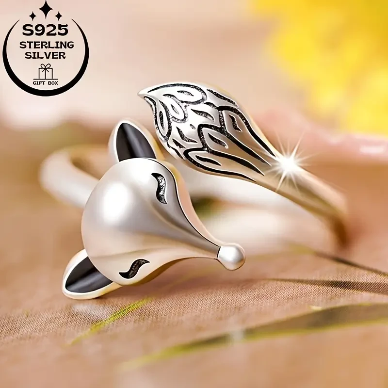 925 Silver Niche Fox Ring – A Symbolic, Vintage-Inspired Statement for the Modern Woman