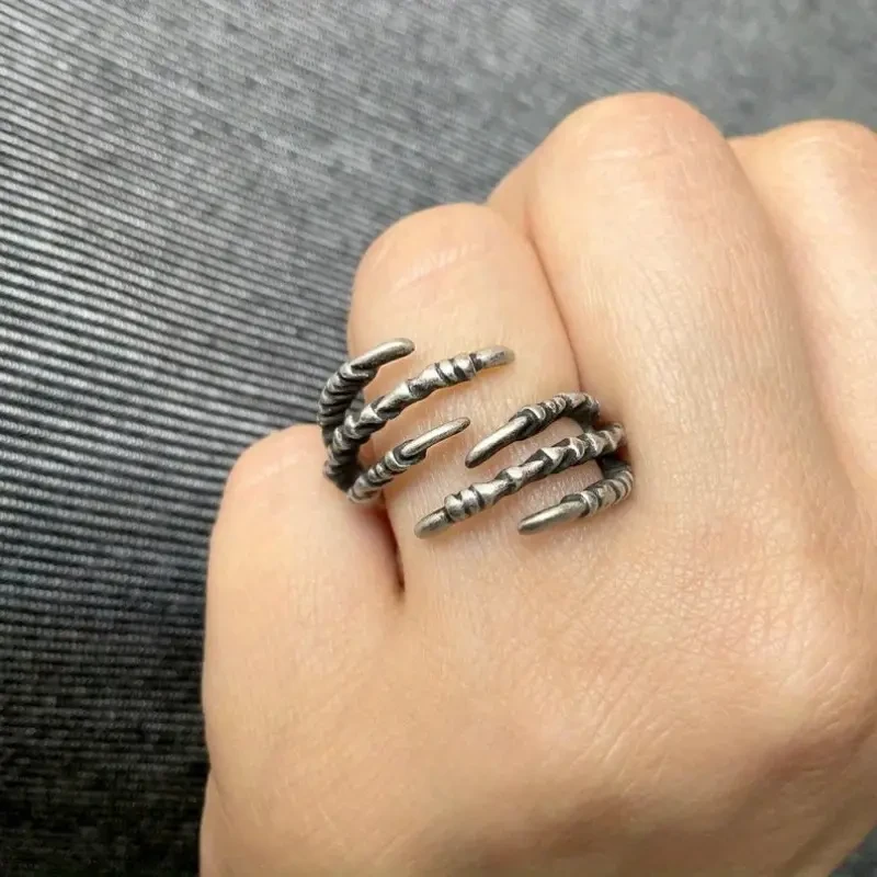 Adjustable Gothic Dragon Claw Ring – Fierce Fashion for Bold Spirits