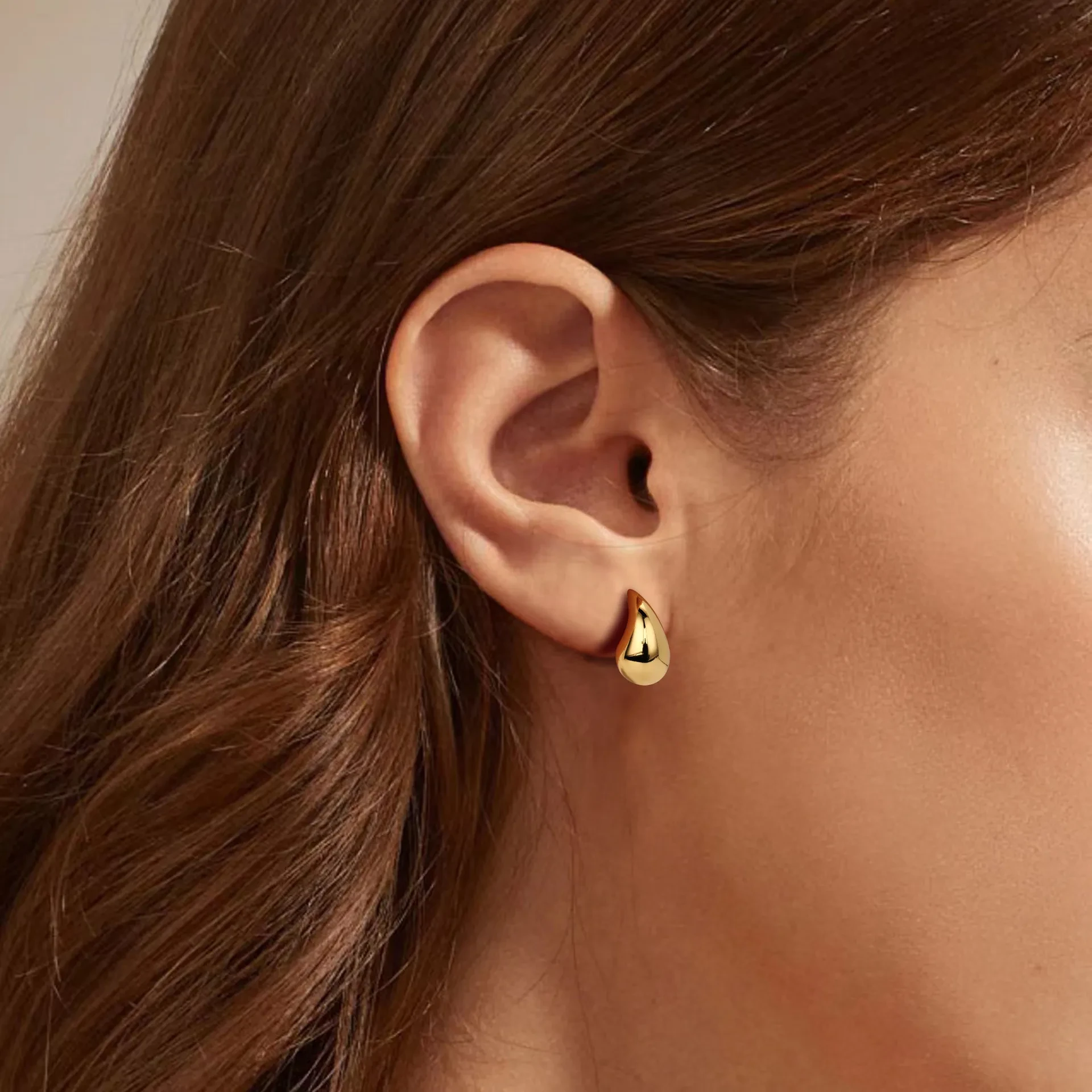 Minimalist Teardrop Earrings – Unique Charm & Stylish Elegance for Every Season