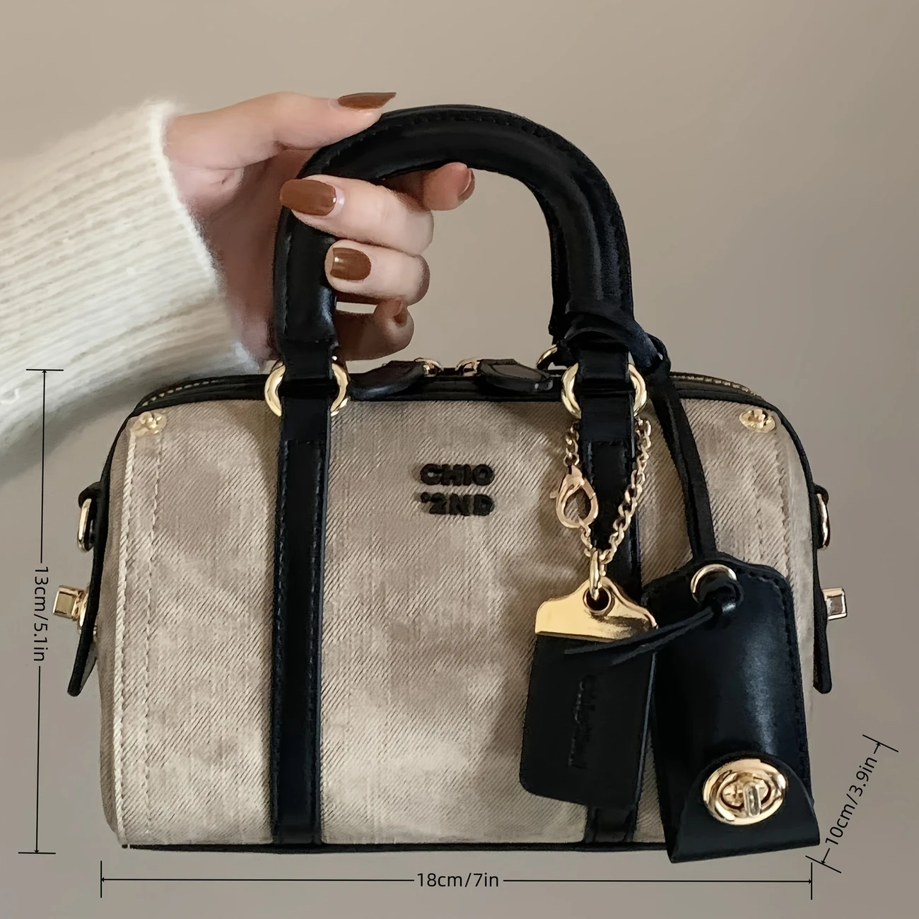 Women's Pillow Bag Convertible Crossbody Shoulder Bag with Golden-Tone Hardware, Zipper Closure & Detachable Chain Strap - Beige Handbag for Casual & Formal Outfits, Versatile Fashion Accessory, Polyester Lining