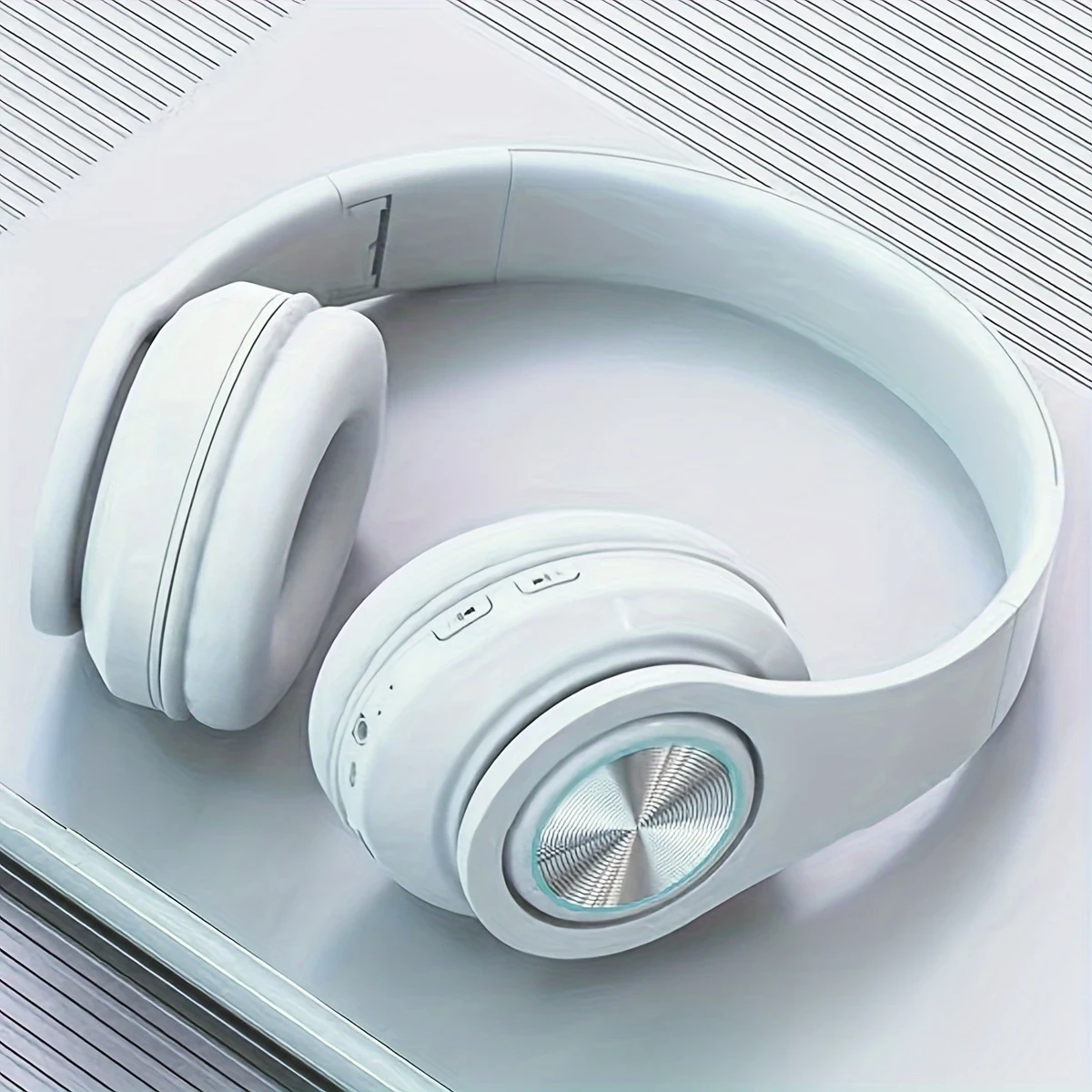Wireless Headphones with Plug-in – Wired and Wireless Multifunctional Use for Ultimate Audio Flexibility