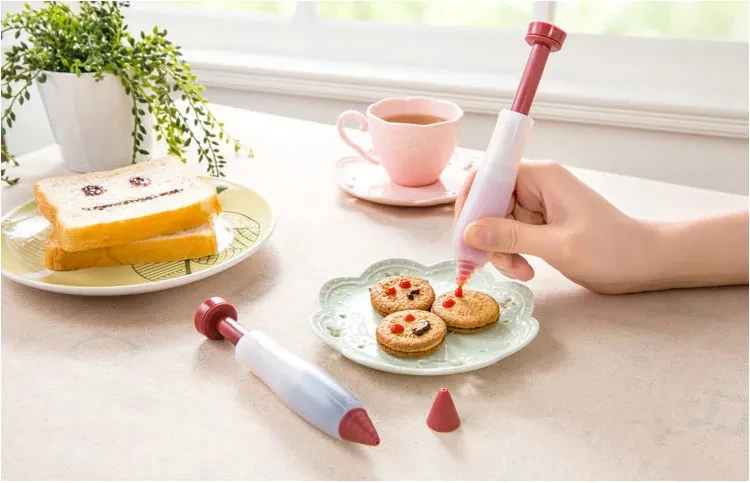 Chocolate Pen for Cake Decorating