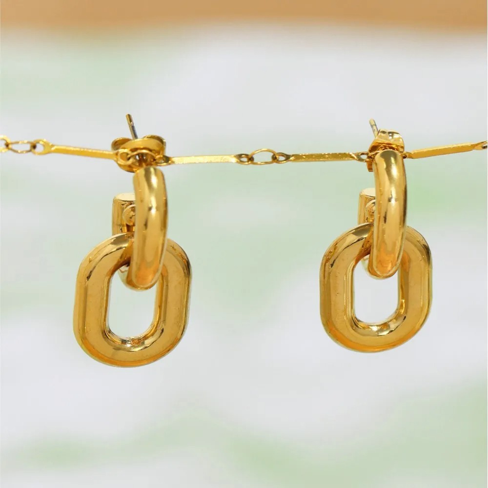 Two-Tone Oval Circular Ring Dangle Earrings in Stainless Steel – 18K Gold Plated