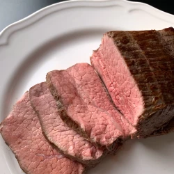 SOUS VIDE BEEF ROAST WILDACRE (PER KG) [FZN]