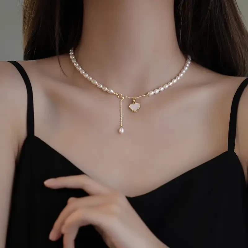 Luxury Shell Pearl Necklace – Natural Irregular Beads in Exquisite French Light Luxury Design | Elegant Women’s Necklace
