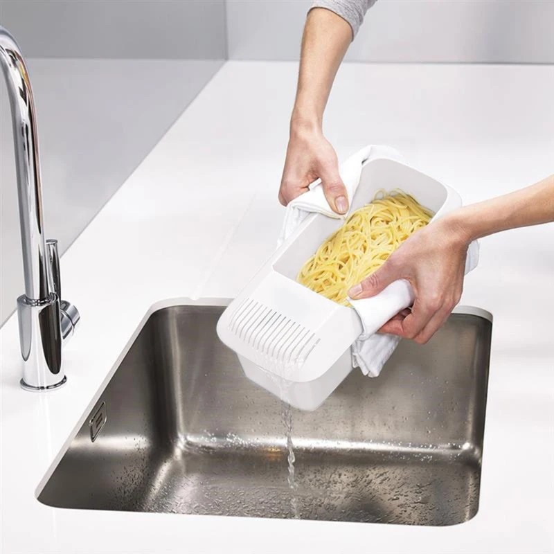 Microwave Noodles Pasta Cooker with Strainer