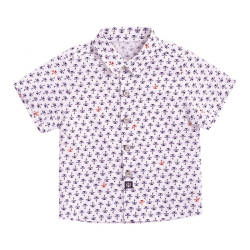 Camisa de manga corta con barcos