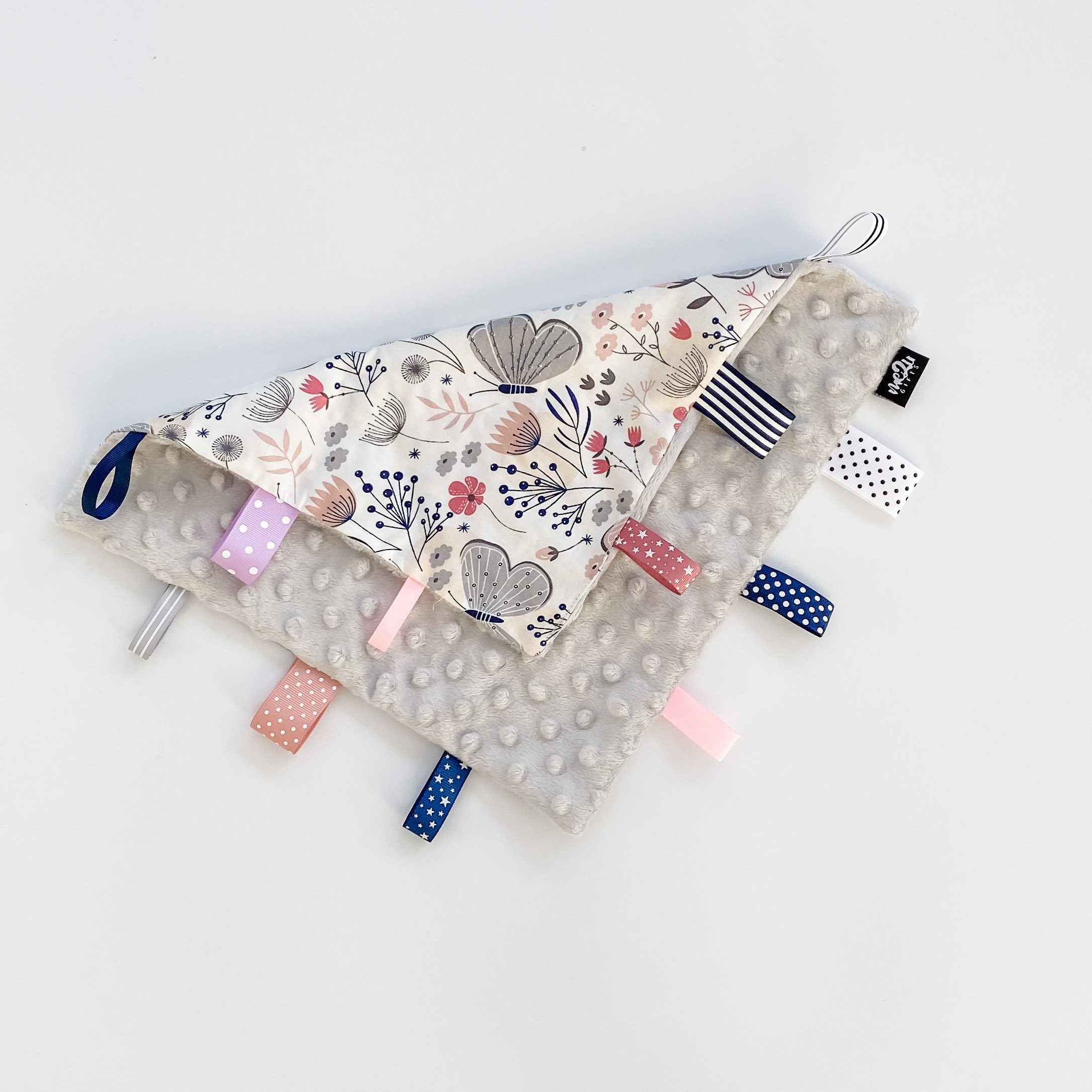Manta Tag-Me-Blankie | Blush Meadow | Hecho en Nueva Zelanda