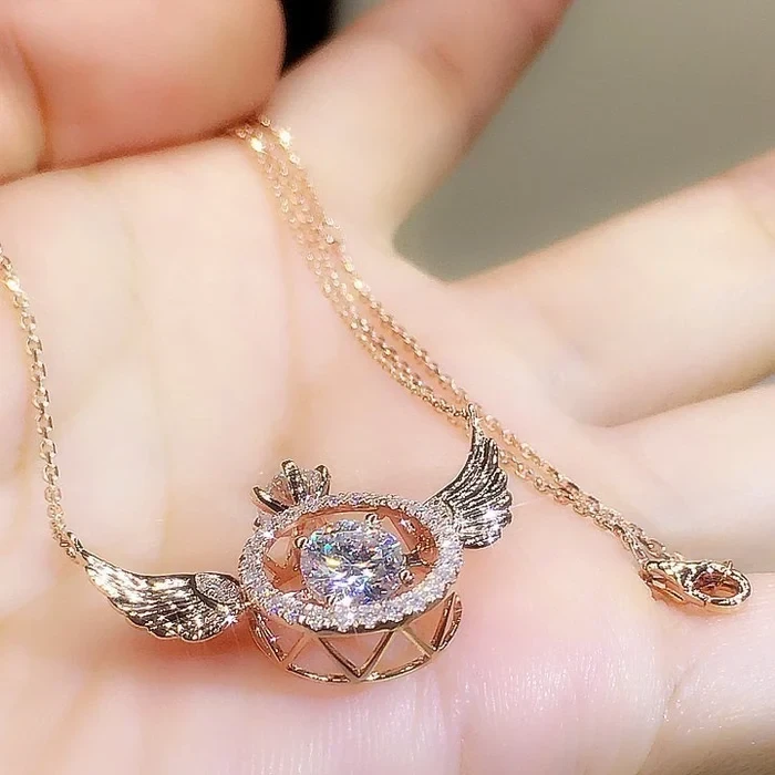 Collar de alas de ángel