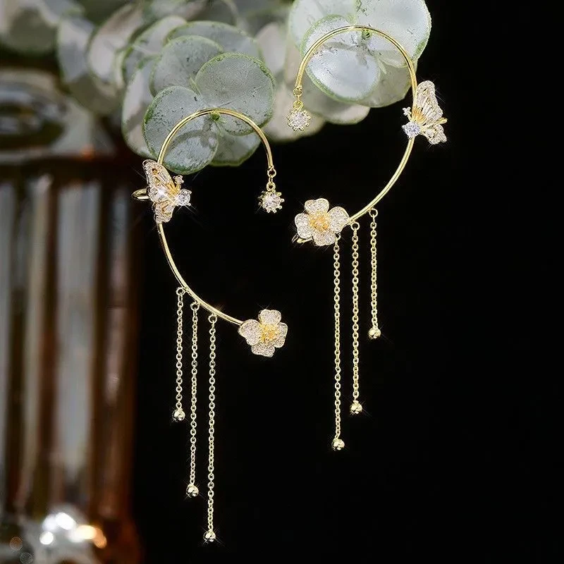 Pendientes estilo borla de mariposa