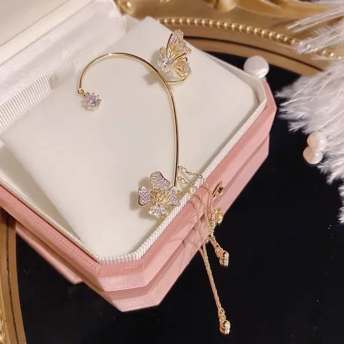 Pendientes estilo borla de mariposa