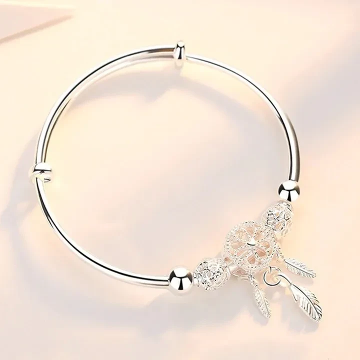 Pulsera con dije de atrapasueños