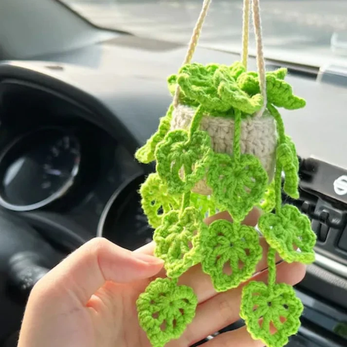 Planta colgante hecha a mano de crochet