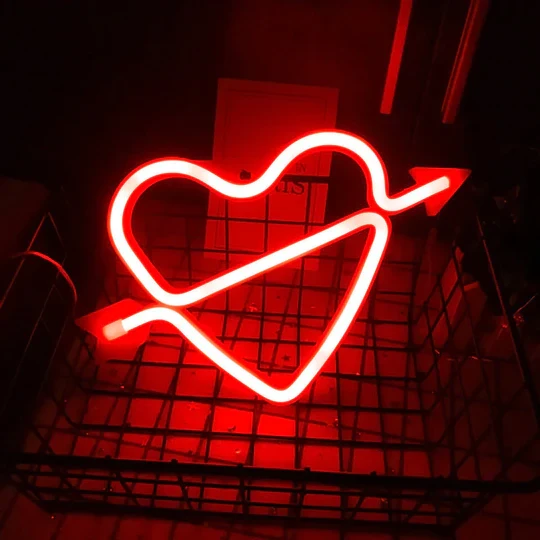 Neón LED de corazón de Cupido