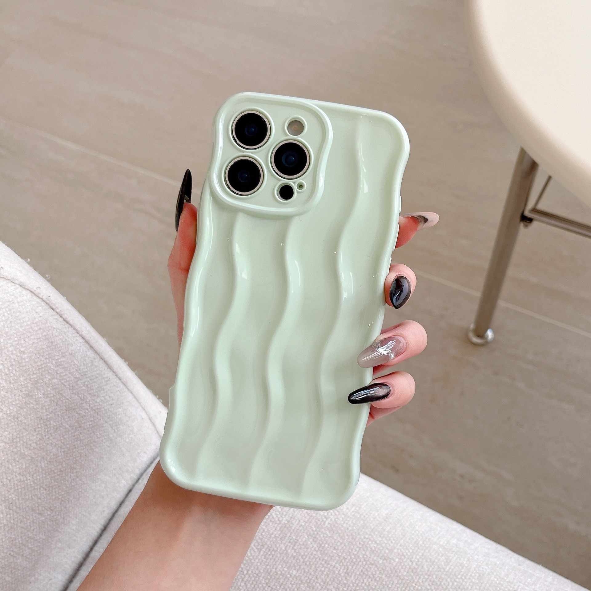 High-grade Wave Stripes Phone Case Solid Color Simple