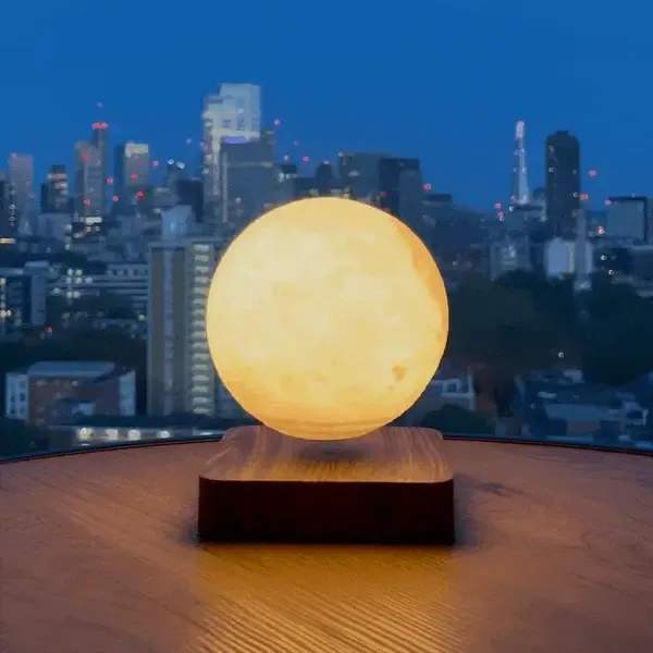 La lámpara de luna levitante