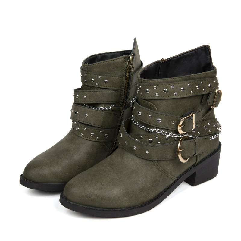 Estilo europeo: botas Dr. Martens Punk Rivet para mujer