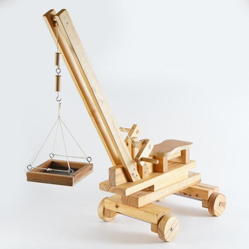 Grúa de madera para montar