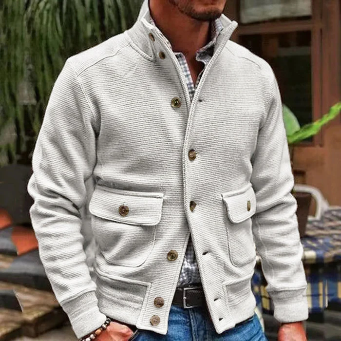 Chaqueta de hombre de color liso con cuello alto