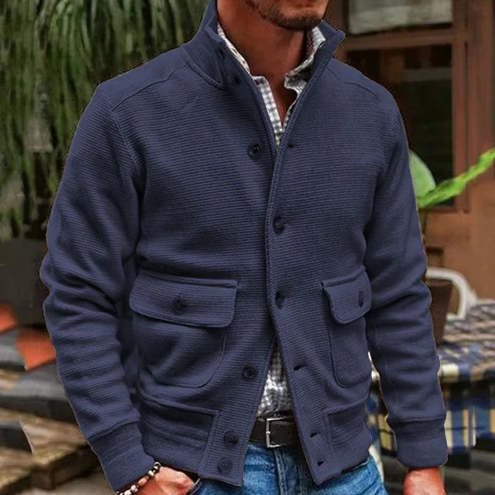 Chaqueta de hombre de color liso con cuello alto