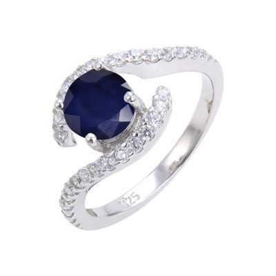 Impresionante colección de anillos de plata con piedras preciosas: ideales para cualquier ocasión.