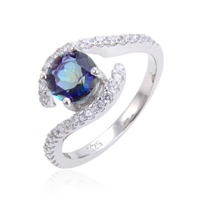 Impresionante colección de anillos de plata con piedras preciosas: ideales para cualquier ocasión.