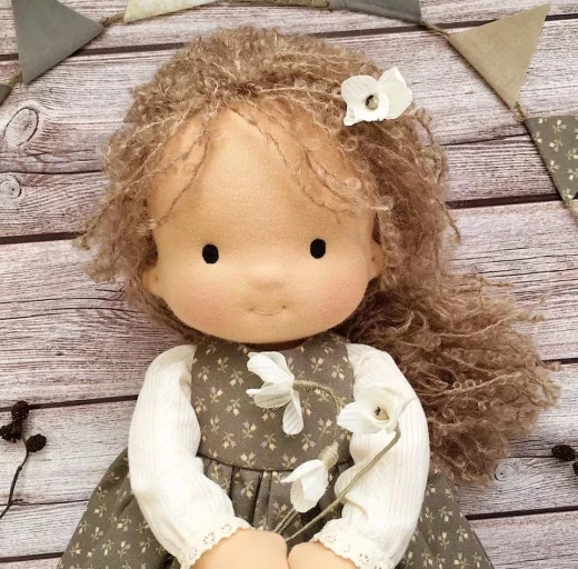 Muñeca hecha a mano