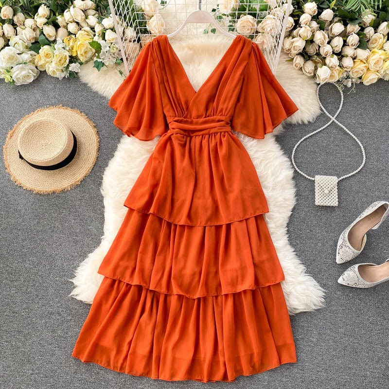 Vestido sexy de cuello acampanado con espalda descubierta