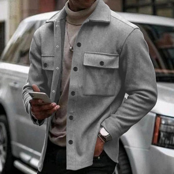 Camisa cómoda de felpa para hombre, color liso, corte holgado, cuello con solapa y manga larga.