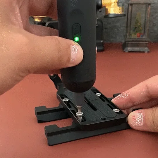 Juego de destornilladores eléctricos portátiles para uso doméstico