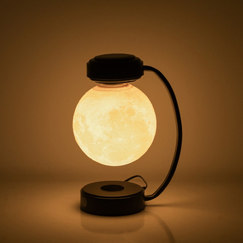 Esfera de luz de luna levitando