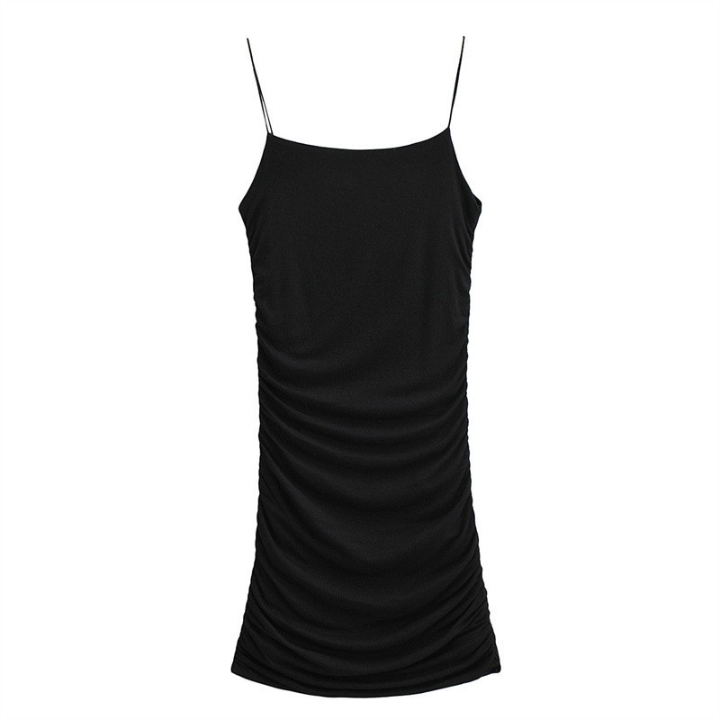 Vestido plisado con capas sensuales