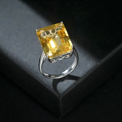 Precioso conjunto nupcial de plata de ley con corte de topacio
