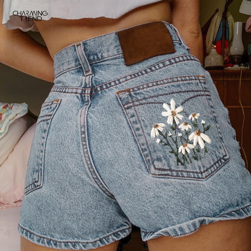 Shorts vaqueros con estampado retro SunSplash