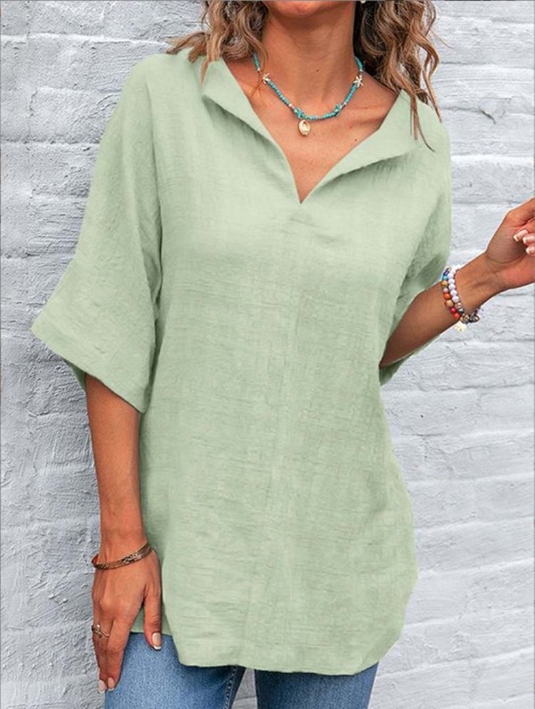 Camisa de algodón de color liso con cuello en V para mujer