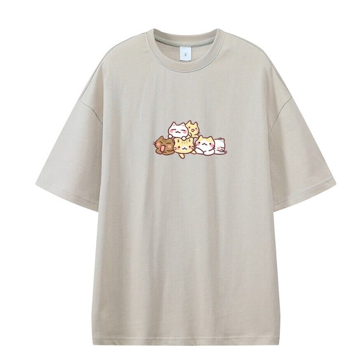 Camiseta de manga corta con dibujo de gatos estampados