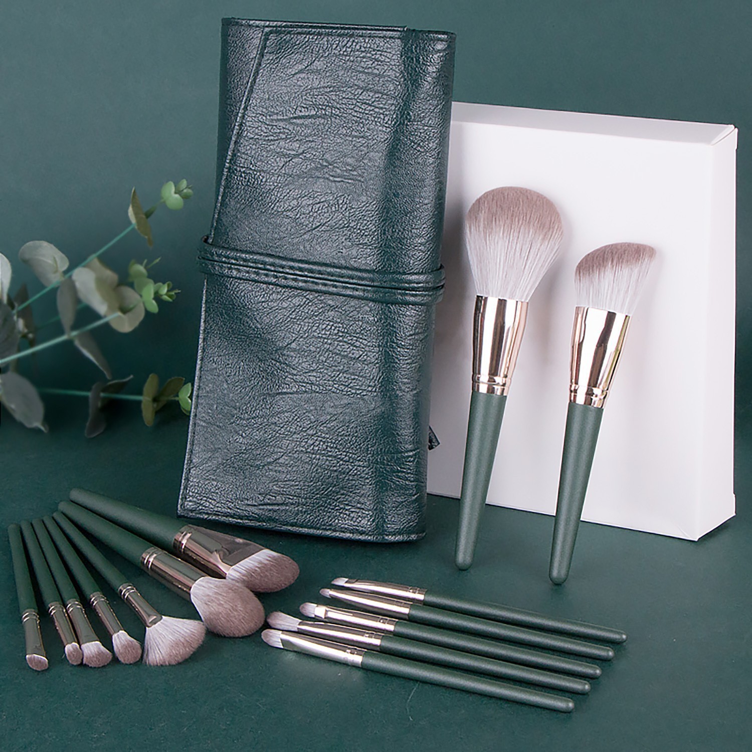 Set de 14 pinceles de maquillaje Green Cloud