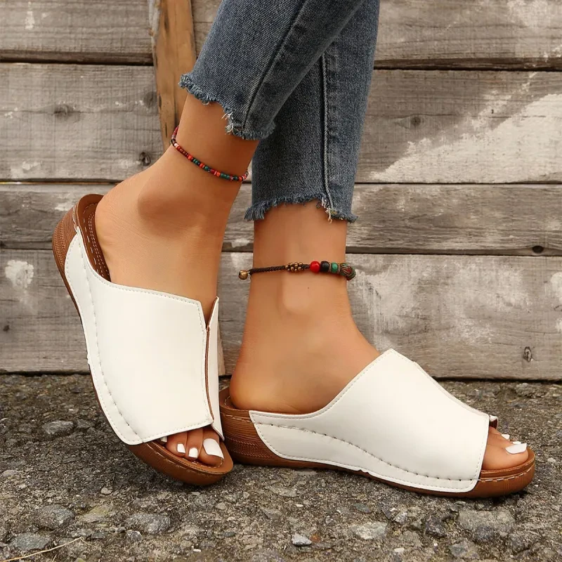 Sandalias de cuña sólidas de moda, zapatillas informales de verano con punta abierta
